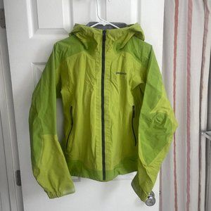 Patagonia Women's Waterproof Shell Jacket Size Medium